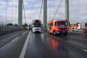 Schwerer LKW VU PKlemm A 4 Rich Olpe auf der Rodenkirchener Bruecke P030